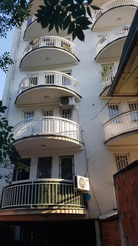 Redon Apartment Pristina Exterior foto